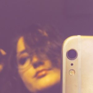 Meet your Posher, Alexis